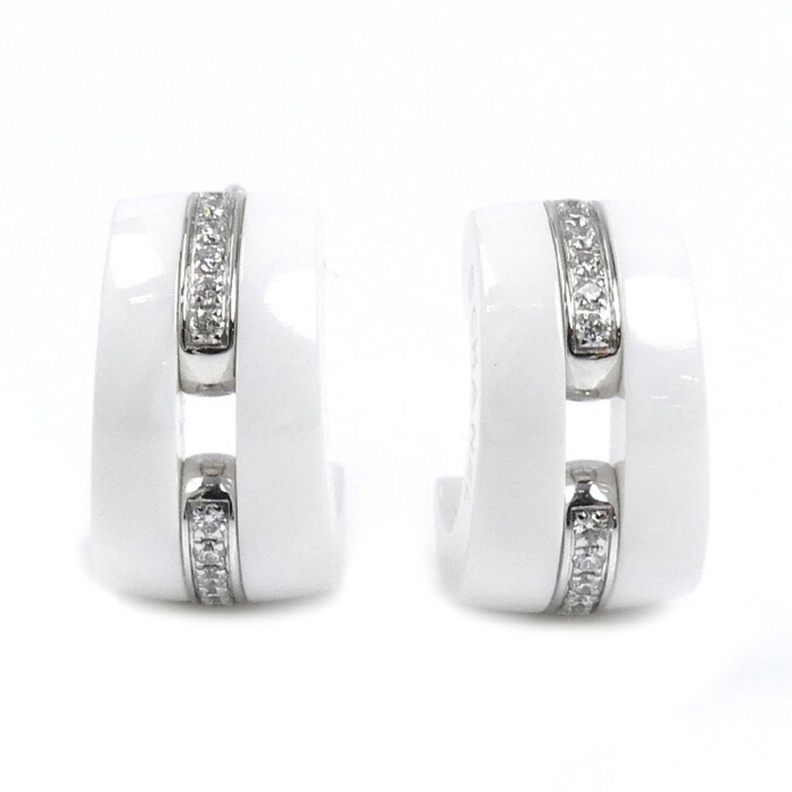 White Gold (18K) - Chanel Stud Earrings Ceramic (1 of 5)