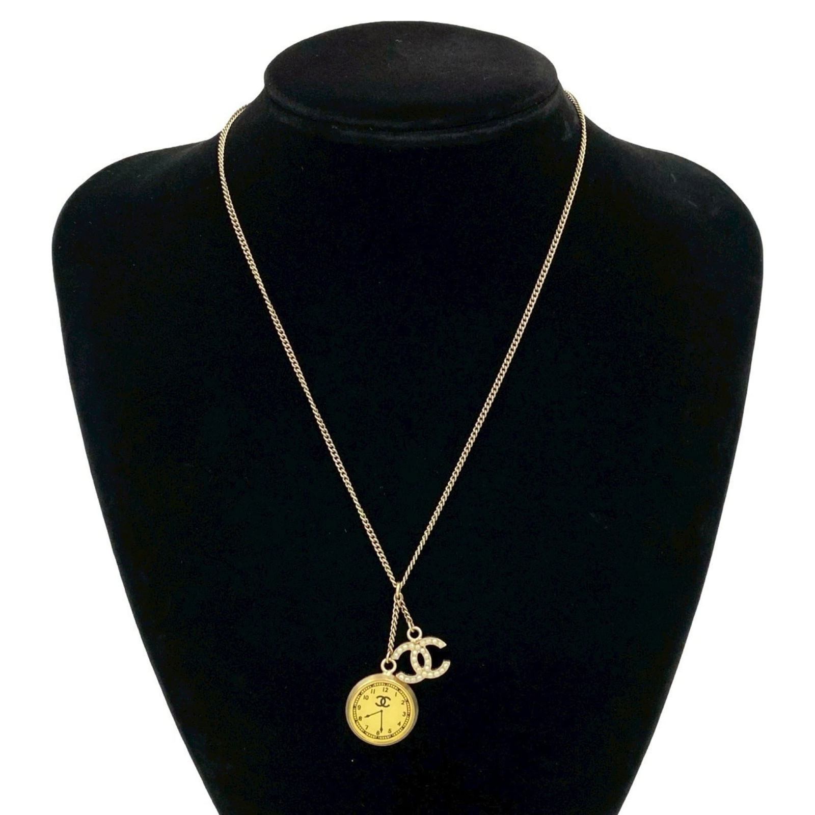 1606a CHANEL Coco Mark Watch Motif GP Chain Necklace Pendant Gold (1 of 4)