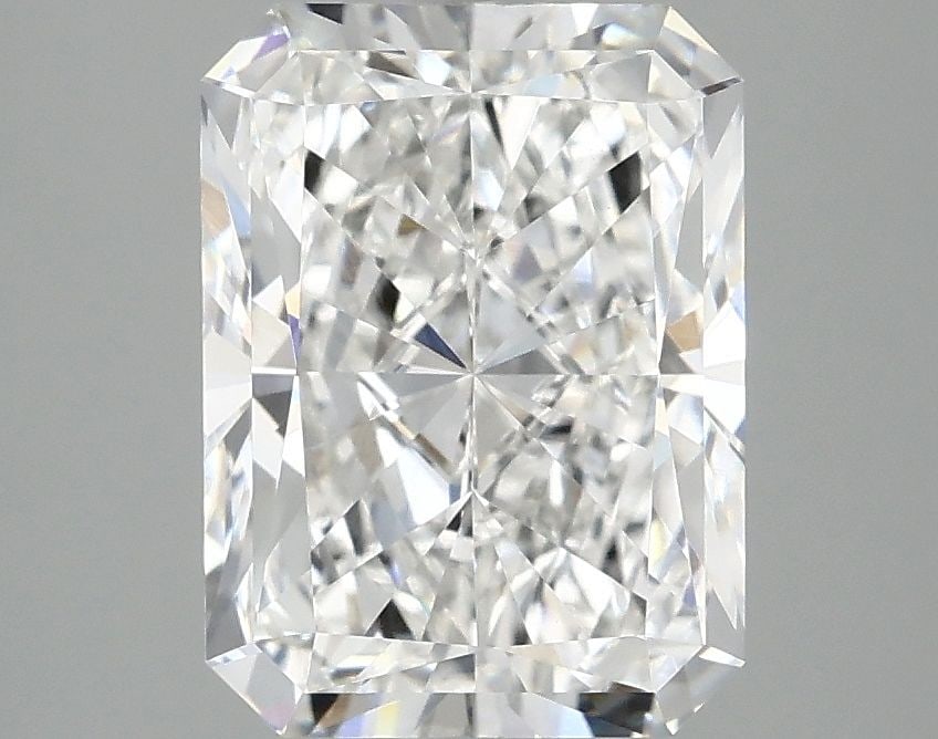 Loose Lab Diamond - IGI Radiant 3.05ct E VVS2: Loose Lab Diamond - IGI Radiant 3.05ct E VVS2 This listing features Loose Lab Diamond - IGI Radiant 3.05ct E VVS2. Item specifics are provided below. Item Specifics: Source: This Is A Real Diamond