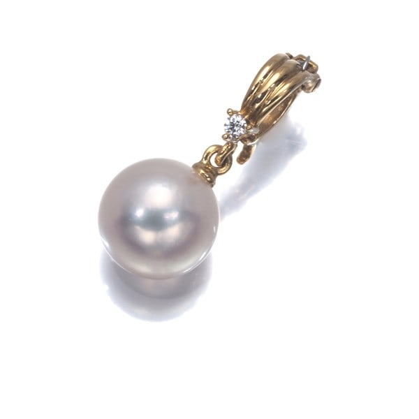 Yg Tasaki Pendant Akoya Pearl 8.3Mm Diamond 0.01Ct Charm 18K: Yg Tasaki Pendant Akoya Pearl 8.3Mm Diamond 0.01Ct Charm 18K This listing features Yg Tasaki Pendant Akoya Pearl 8.3Mm Diamond 0.01Ct Charm 18K. Item specifics are provided below. Item Specifics: