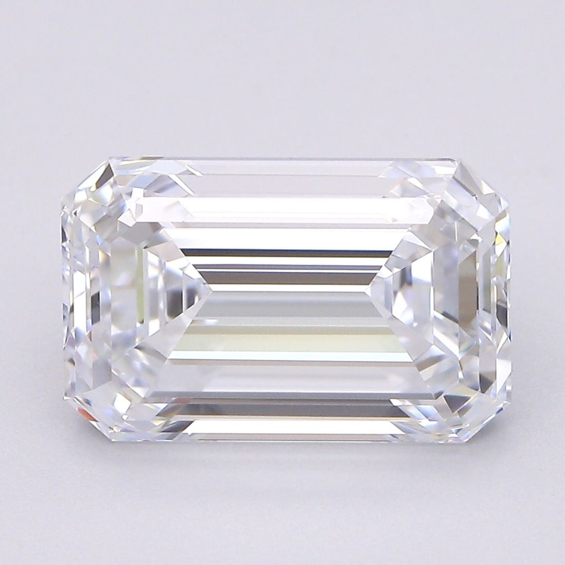 Loose Lab Diamond - IGI Emerald 2.4ct E IF: Loose Lab Diamond - IGI Emerald 2.4ct E IF This listing features Loose Lab Diamond - IGI Emerald 2.4ct E IF. Item specifics are provided below. Item Specifics: Source: This Is A Real Diamond Grown