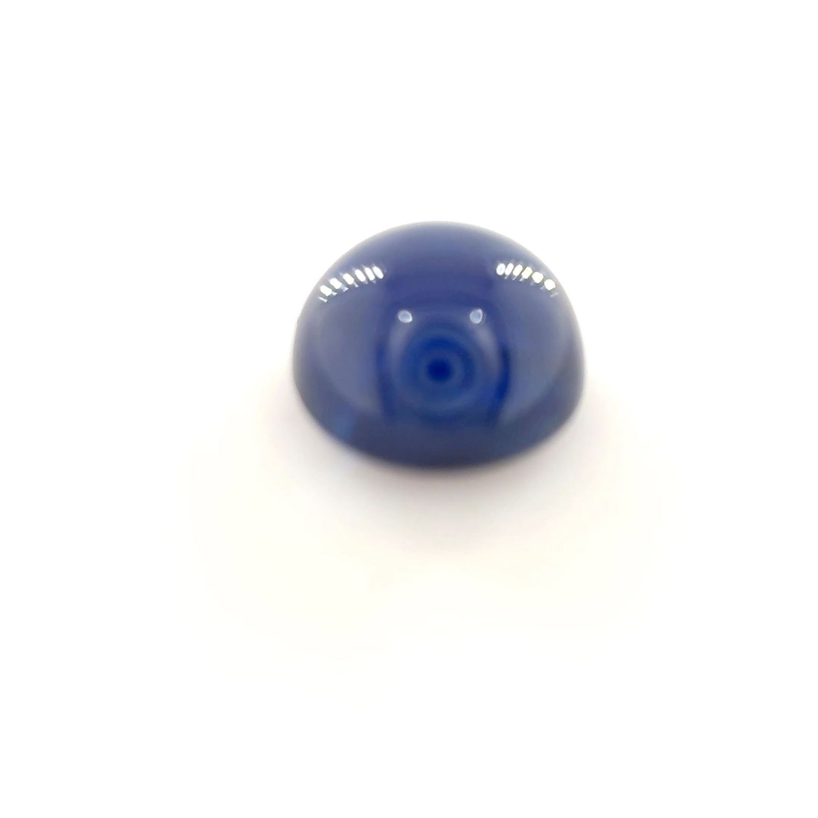 Loose Sapphire Gemstone - Round 2.4ct Blue SI: Loose Sapphire Gemstone - Round 2.4ct Blue SI This listing features Loose Sapphire Gemstone - Round 2.4ct Blue SI. Item specifics are provided below. Item Specifics: Type: Sapphire Carat: 2.4 Cut: Cab