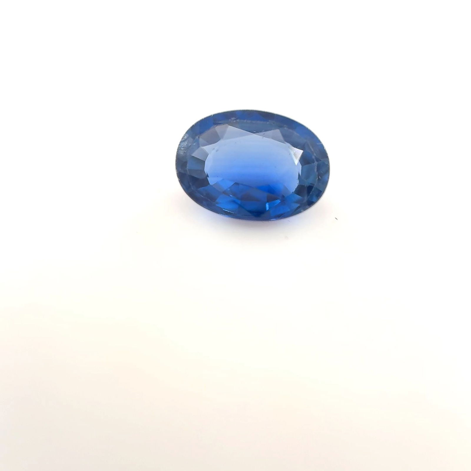 Loose Sapphire Gemstone - Oval 1.05ct Blue EC: Loose Sapphire Gemstone - Oval 1.05ct Blue EC This listing features Loose Sapphire Gemstone - Oval 1.05ct Blue EC. Item specifics are provided below. Item Specifics: Type: Sapphire Carat: 1.05 Cut: