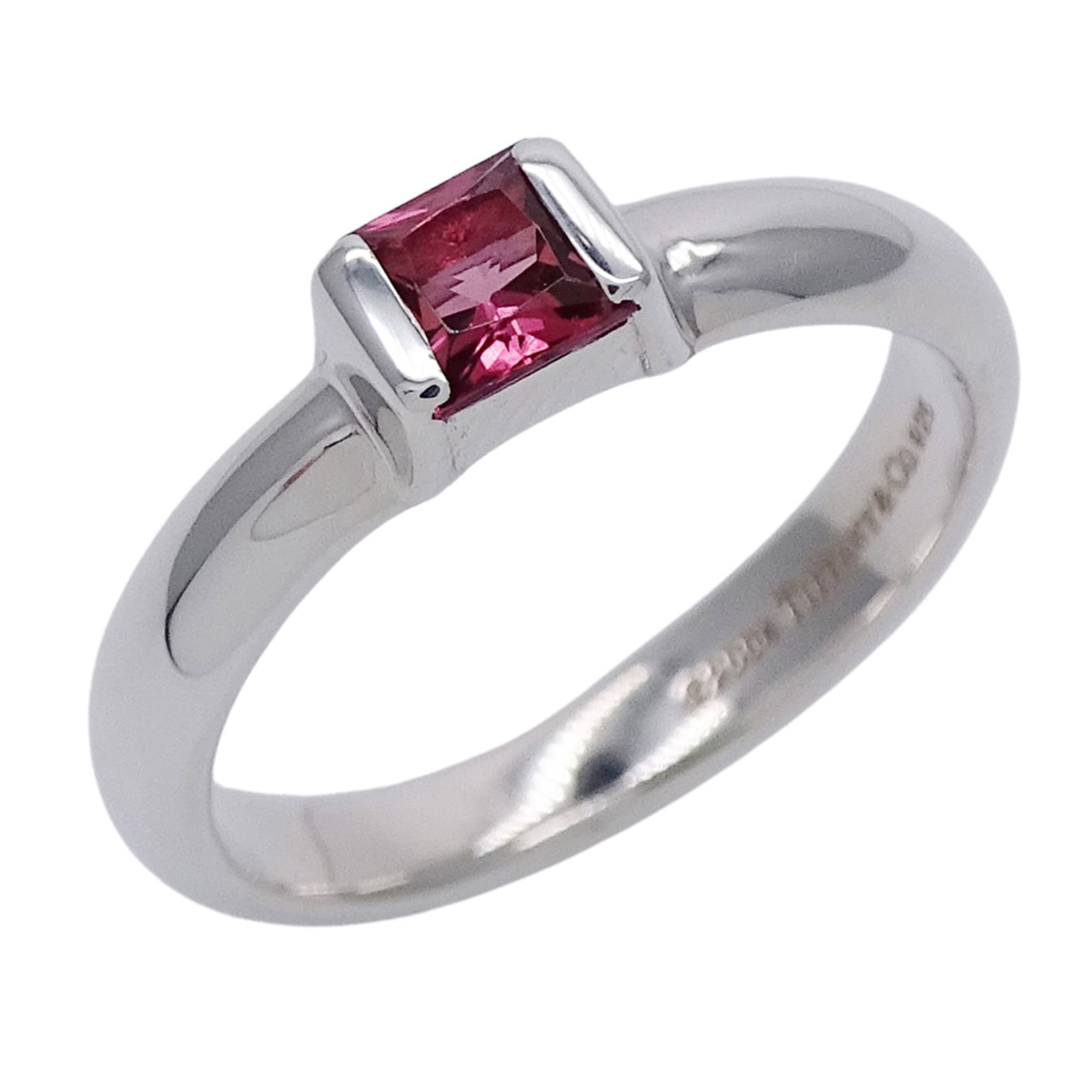 925 Tiffany Band Ring Silver: 925 Tiffany Band Ring Silver This listing features 925 Tiffany Band Ring Silver. Item specifics are provided below. Item Specifics: Brand: Tiffany Type: Band Ring Gender: Women Color: Silver Material: