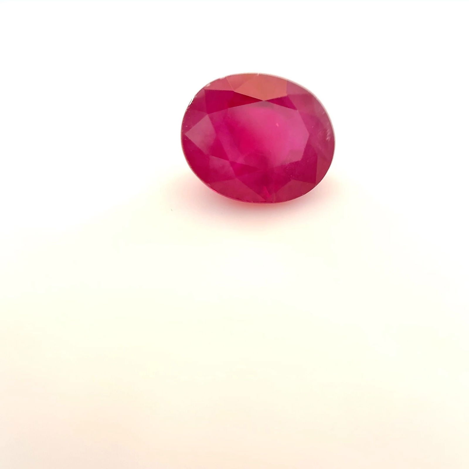 Loose Ruby Gemstone - Oval 1.66ct Red SI: Loose Ruby Gemstone - Oval 1.66ct Red SI This listing features Loose Ruby Gemstone - Oval 1.66ct Red SI. Item specifics are provided below. Item Specifics: Type: Ruby Carat: 1.66 Cut: Faceted Color: R