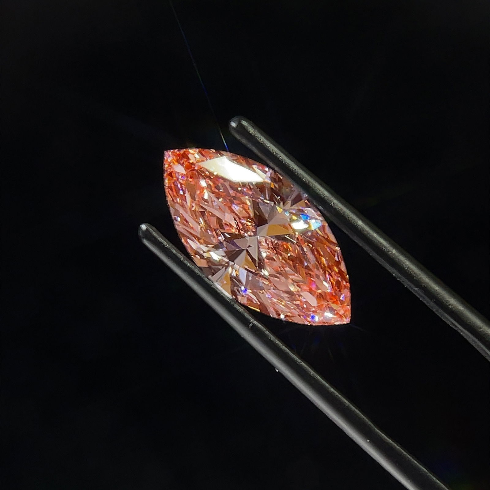 Loose Lab Diamond - IGI Marquise 2.99ct Fancy Vivid Pink VS1: Loose Lab Diamond - IGI Marquise 2.99ct Fancy Vivid Pink VS1 This listing features Loose Lab Diamond - IGI Marquise 2.99ct Fancy Vivid Pink VS1. Item specifics are provided below. Item Specifics: