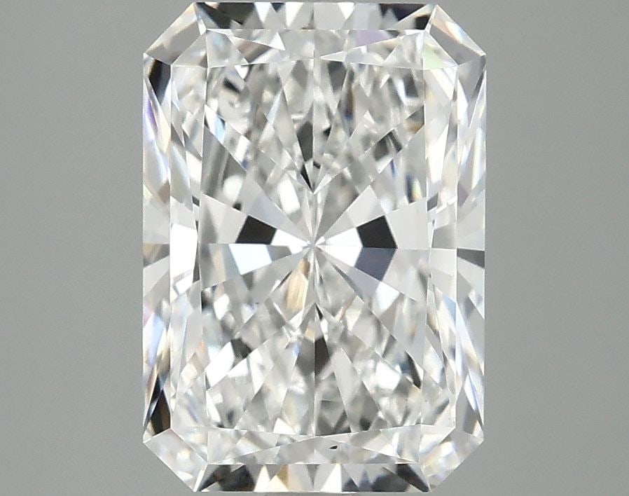 Loose Lab Diamond - IGI Radiant 3.1ct E VS1: Loose Lab Diamond - IGI Radiant 3.1ct E VS1 This listing features Loose Lab Diamond - IGI Radiant 3.1ct E VS1. Item specifics are provided below. Item Specifics: Source: This Is A Real Diamond Grown