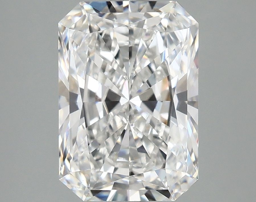Loose Lab Diamond - IGI Radiant 3.06ct E VS1: Loose Lab Diamond - IGI Radiant 3.06ct E VS1 This listing features Loose Lab Diamond - IGI Radiant 3.06ct E VS1. Item specifics are provided below. Item Specifics: Source: This Is A Real Diamond
