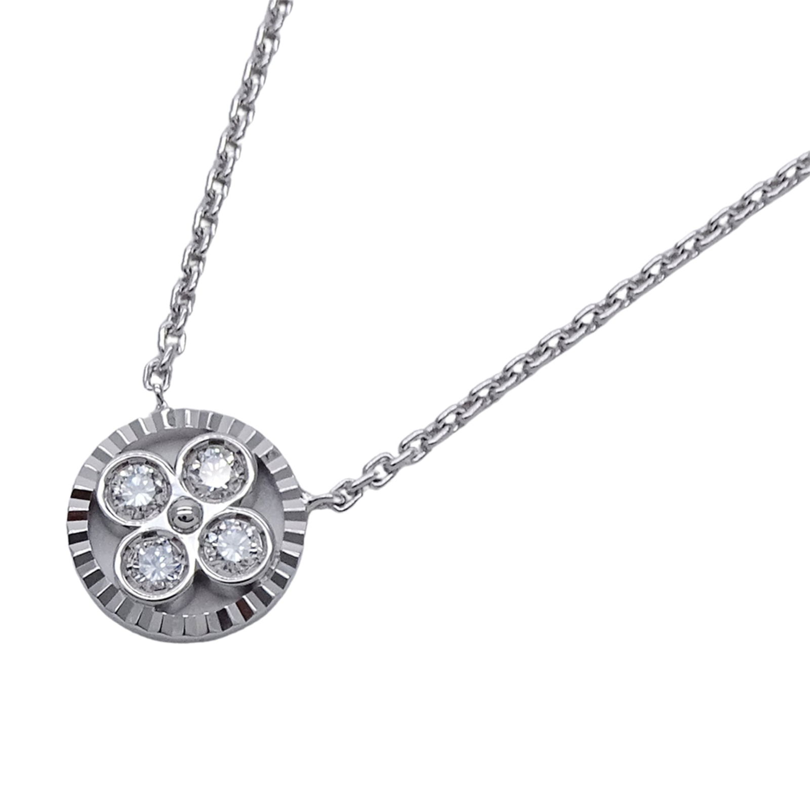 Polished - Louis Vuitton Women's Necklace - 750WG Diamond Pendant Sun Blossom BB White Gold Q93595: Polished - Louis Vuitton Women's Necklace - 750WG Diamond Pendant Sun Blossom BB White Gold Q93595 This listing features Polished - Louis Vuitton Women's Necklace - 750WG Diamond Pendant Sun Blossom