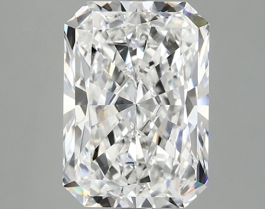 Loose Lab Diamond - IGI Radiant 3.04ct E VVS2: Loose Lab Diamond - IGI Radiant 3.04ct E VVS2 This listing features Loose Lab Diamond - IGI Radiant 3.04ct E VVS2. Item specifics are provided below. Item Specifics: Source: This Is A Real Diamond