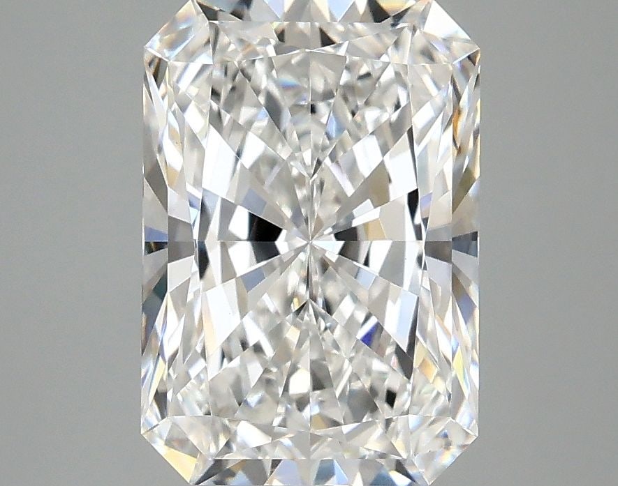 Loose Lab Diamond - IGI Radiant 3.09ct D VS1: Loose Lab Diamond - IGI Radiant 3.09ct D VS1 This listing features Loose Lab Diamond - IGI Radiant 3.09ct D VS1. Item specifics are provided below. Item Specifics: Source: This Is A Real Diamond