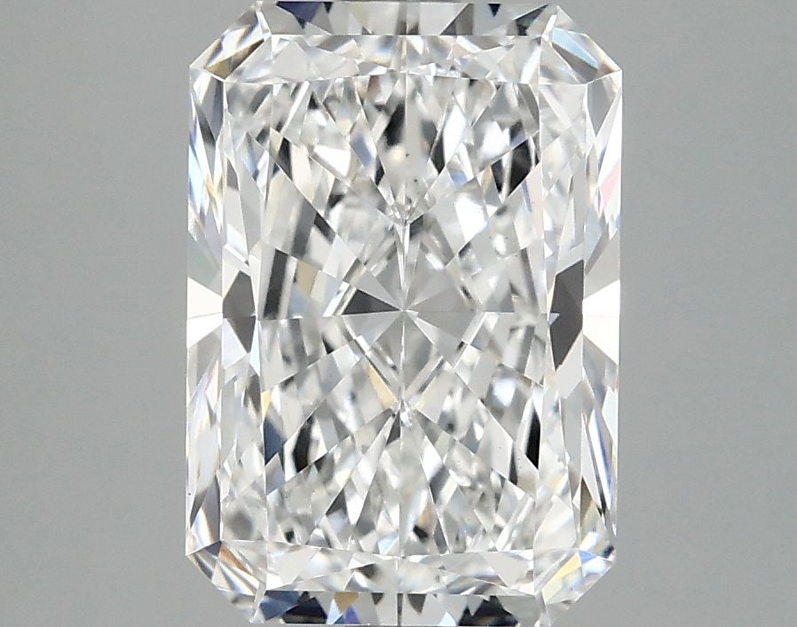 Loose Lab Diamond - IGI Radiant 3.07ct E VS1: Loose Lab Diamond - IGI Radiant 3.07ct E VS1 This listing features Loose Lab Diamond - IGI Radiant 3.07ct E VS1. Item specifics are provided below. Item Specifics: Source: This Is A Real Diamond