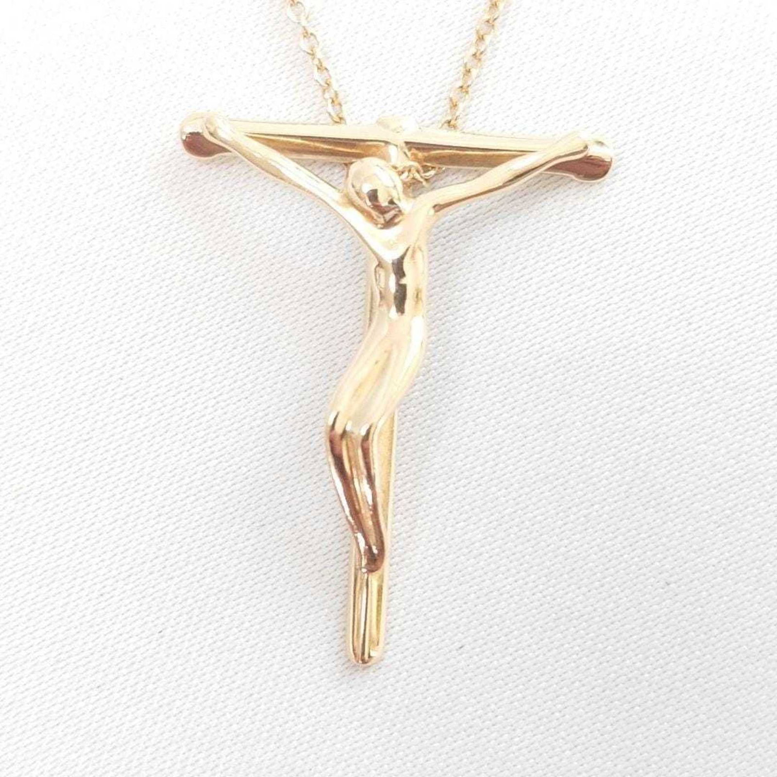 Co. Tiffany Crucifics Rosary Necklace 6865 &: Co. Tiffany Crucifics Rosary Necklace 6865 & This listing features Co. Tiffany Crucifics Rosary Necklace 6865 &. Item specifics are provided below. Item Specifics: Brand: Tiffany Necklace Type: Neckla