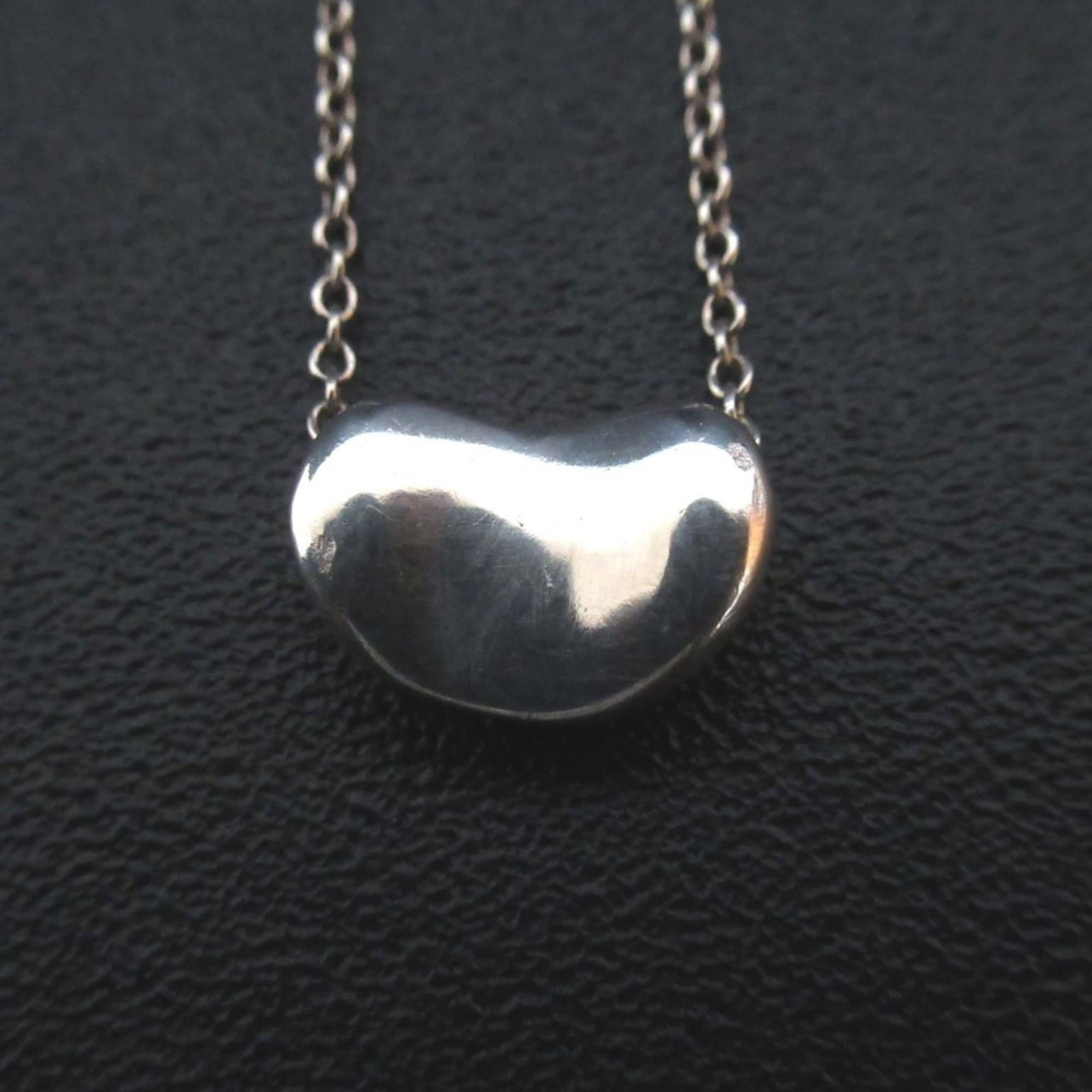 Women's Tiffany & Co. Elsa Peretti Beans Necklace Pendant 925SV Silver: Women's Tiffany & Co. Elsa Peretti Beans Necklace Pendant 925SV Silver This listing features Women's Tiffany & Co. Elsa Peretti Beans Necklace Pendant 925SV Silver. Item specifics are provided below.