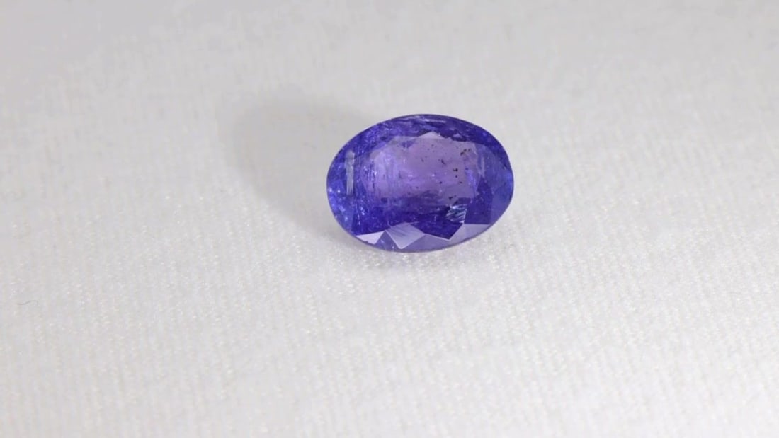 Loose Tanzanite Gemstone - IGI Oval 4.16ct Violet SI: Loose Tanzanite Gemstone - IGI Oval 4.16ct Violet SI This listing features Loose Tanzanite Gemstone - IGI Oval 4.16ct Violet SI. Item specifics are provided below. Item Specifics: Type: Tanzanite