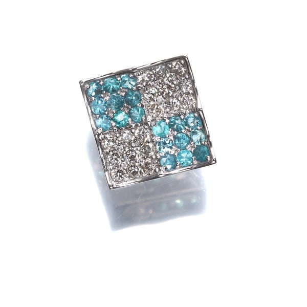 Platinum Paraiba Tourmaline 0.26Ct Diamond 0.24Ct Square Pendant 900: Platinum Paraiba Tourmaline 0.26Ct Diamond 0.24Ct Square Pendant 900 This listing features Platinum Paraiba Tourmaline 0.26Ct Diamond 0.24Ct Square Pendant 900. Item specifics are provided below. 
