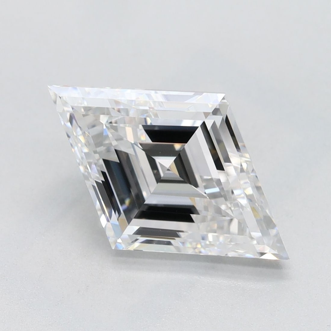 Loose Lab Diamond - IGI Lozenge 2.05ct D VVS1: Loose Lab Diamond - IGI Lozenge 2.05ct D VVS1 This listing features Loose Lab Diamond - IGI Lozenge 2.05ct D VVS1. Item specifics are provided below. Item Specifics: Source: This Is A Real Diamond