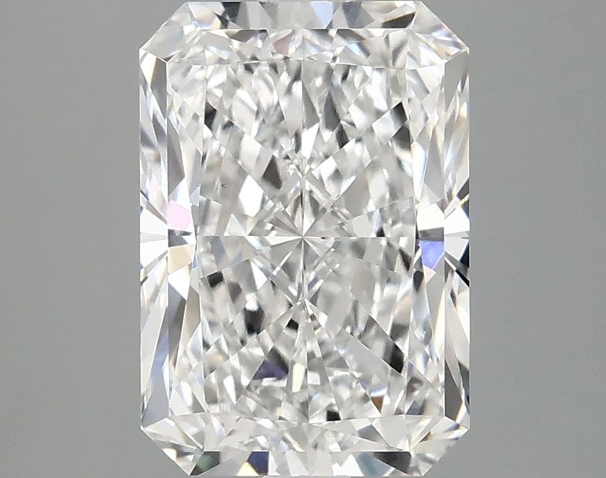 Loose Lab Diamond - IGI Radiant 3.04ct E VS1: Loose Lab Diamond - IGI Radiant 3.04ct E VS1 This listing features Loose Lab Diamond - IGI Radiant 3.04ct E VS1. Item specifics are provided below. Item Specifics: Source: This Is A Real Diamond