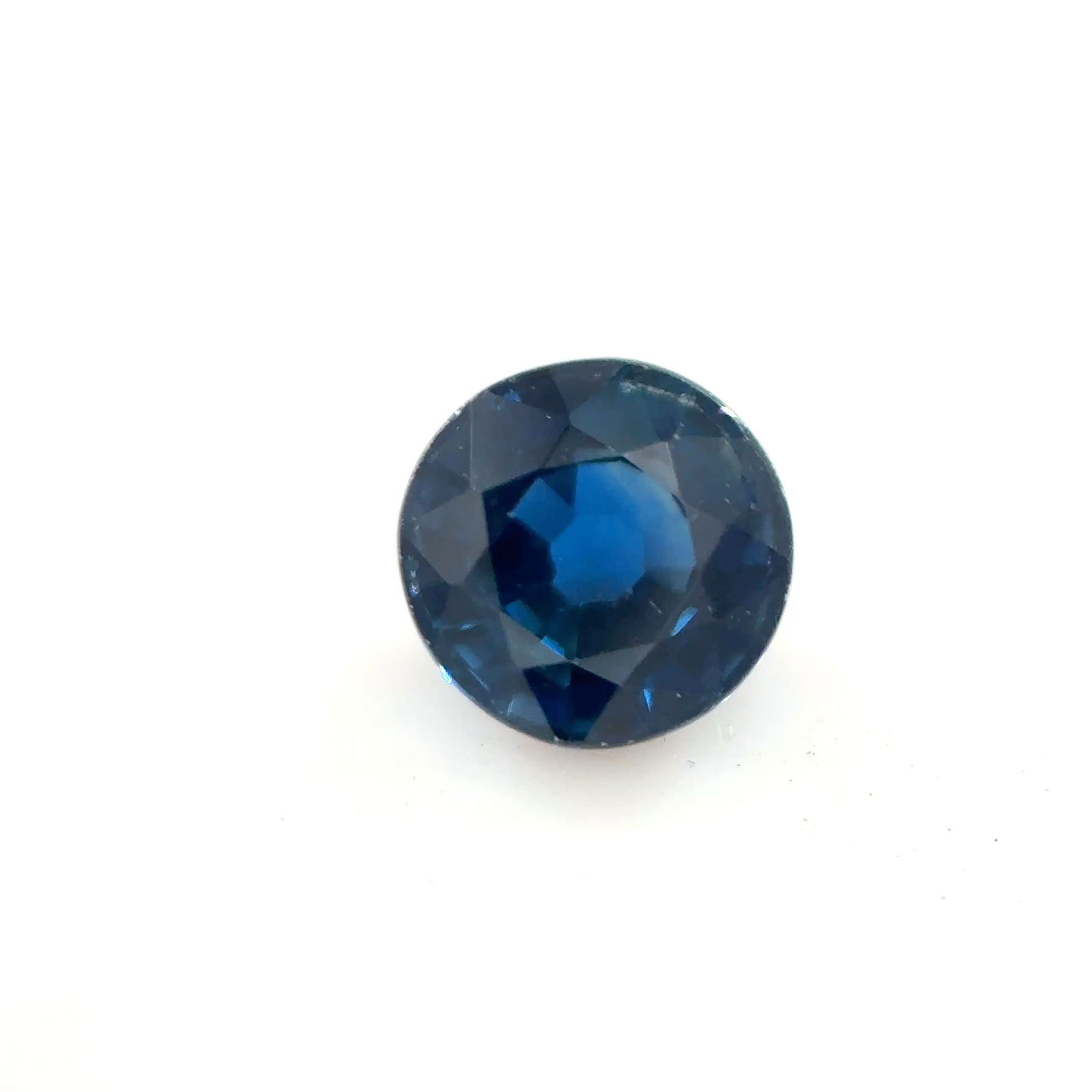 Loose Sapphire Gemstone - Round 1.03ct Blue SI: Loose Sapphire Gemstone - Round 1.03ct Blue SI This listing features Loose Sapphire Gemstone - Round 1.03ct Blue SI. Item specifics are provided below. Item Specifics: Type: Sapphire Carat: 1.03