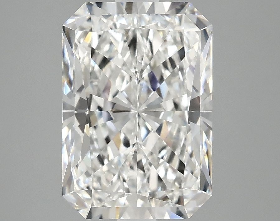 Loose Lab Diamond - IGI Radiant 3.09ct E VVS2: Loose Lab Diamond - IGI Radiant 3.09ct E VVS2 This listing features Loose Lab Diamond - IGI Radiant 3.09ct E VVS2. Item specifics are provided below. Item Specifics: Source: This Is A Real Diamond