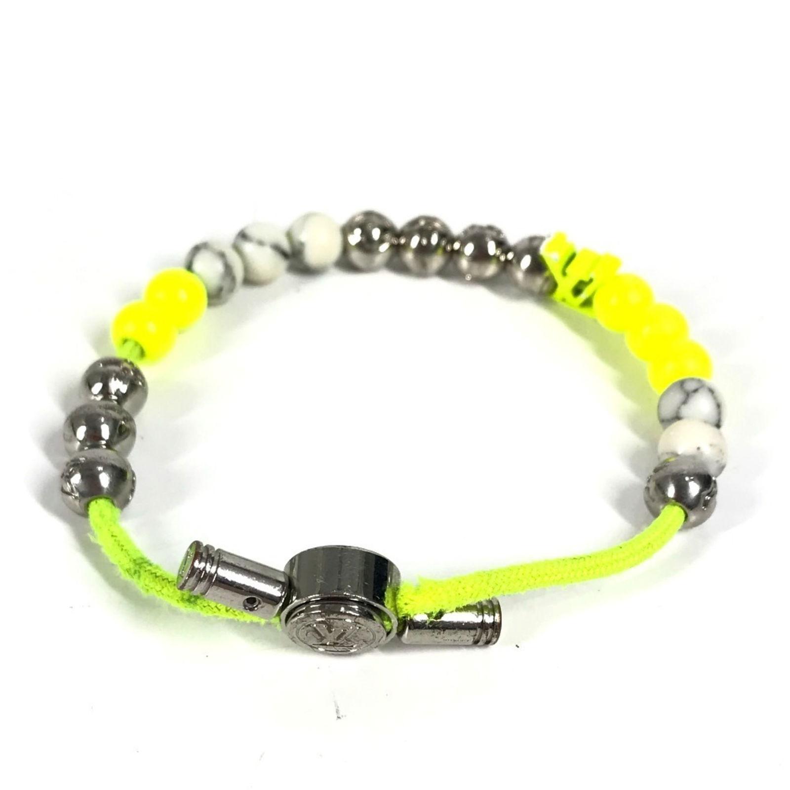 Metal Louis Vuitton Bangle - 10