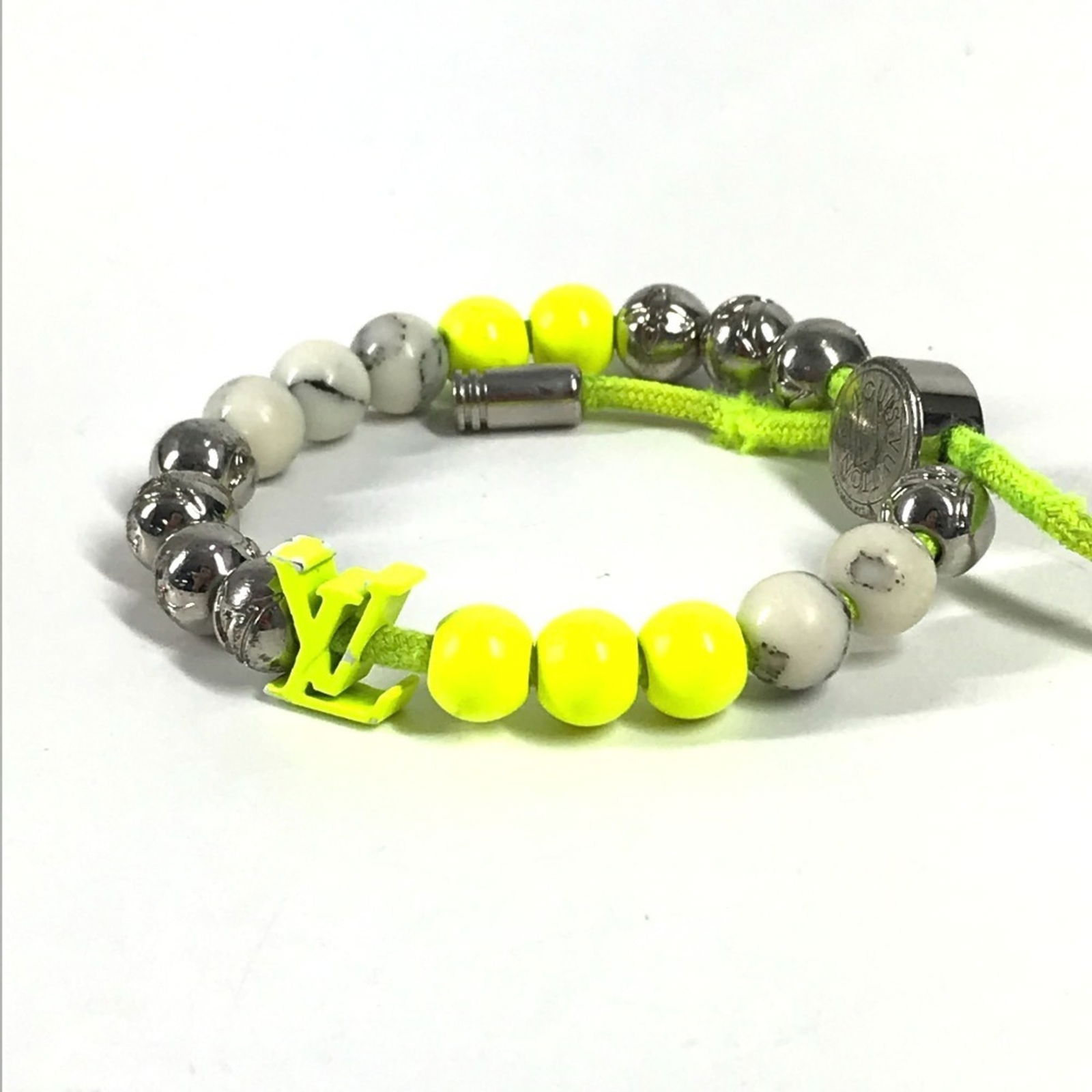 Metal Louis Vuitton Bangle - 3