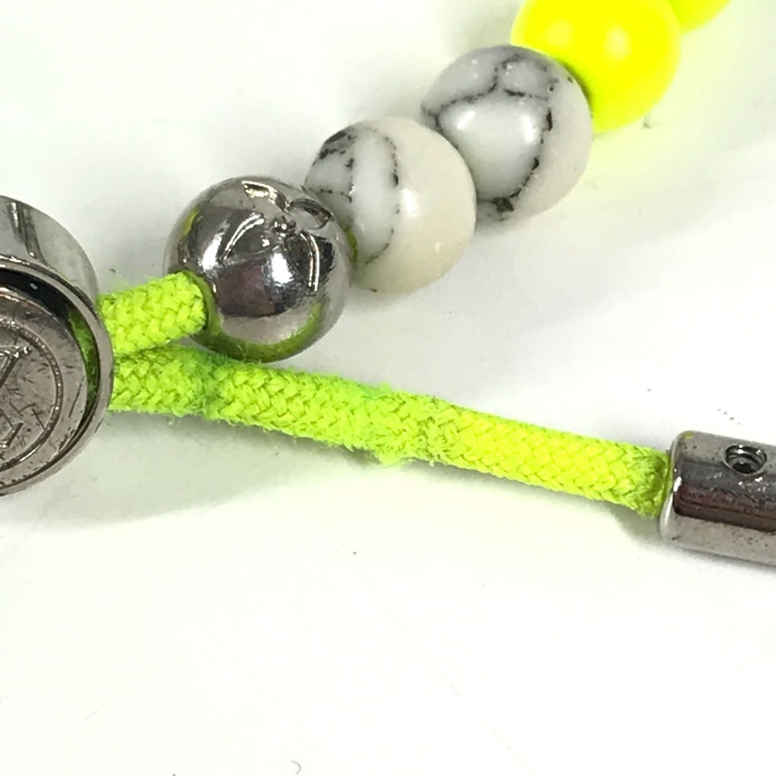 Metal Louis Vuitton Bangle - 8