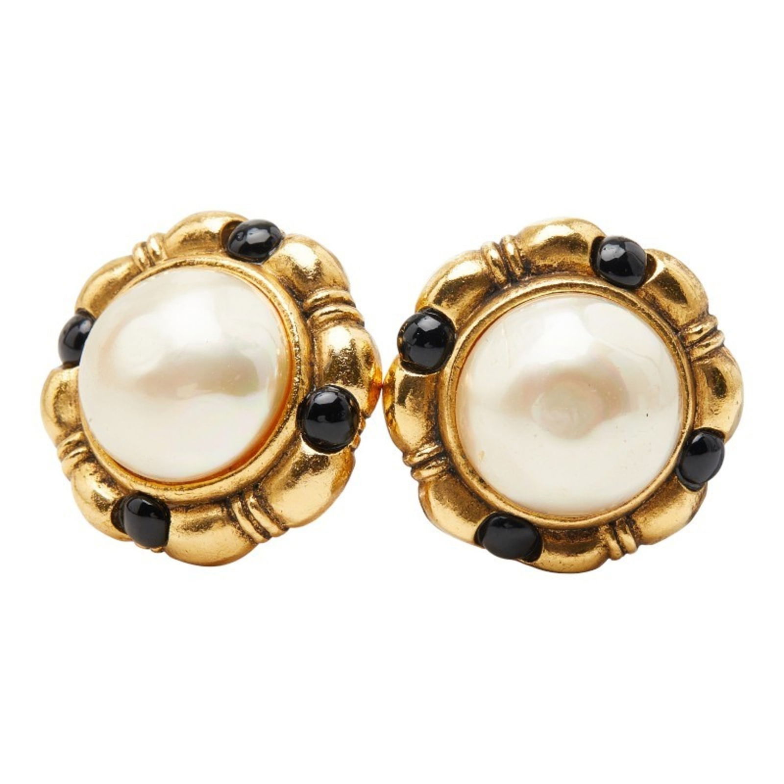 Plating Chanel Clip Earrings Gold (1 of 5)