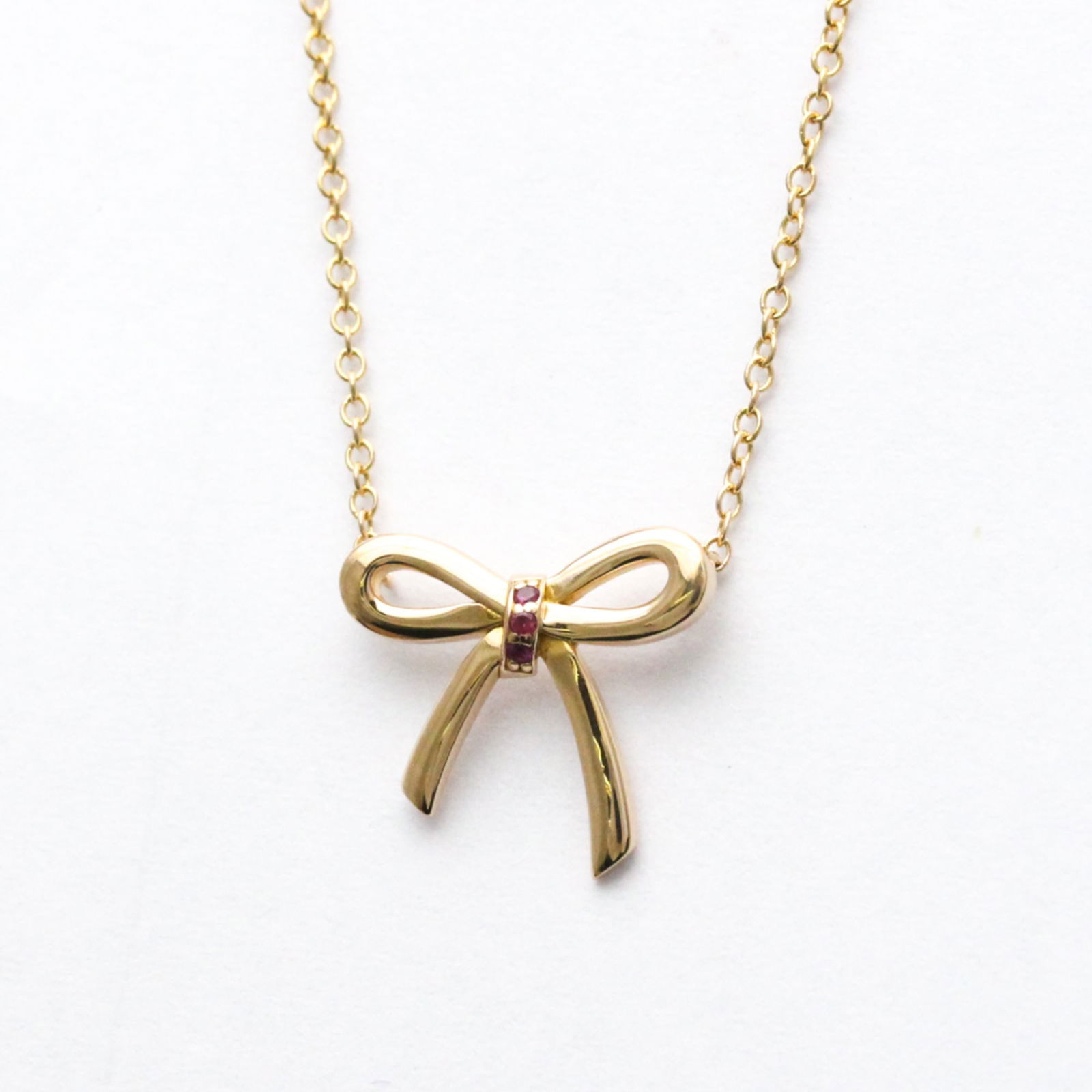 Women Fashion Pendant Necklace (Pink Gold) - Tiffany Bow Pink Sapphire Necklace Pink Gold (18K): Women Fashion Pendant Necklace (Pink Gold) - Tiffany Bow Pink Sapphire Necklace Pink Gold (18K) Sapphire Men This listing features Women Fashion Pendant Necklace (Pink Gold) - Tiffany Bow Pink Sapphir