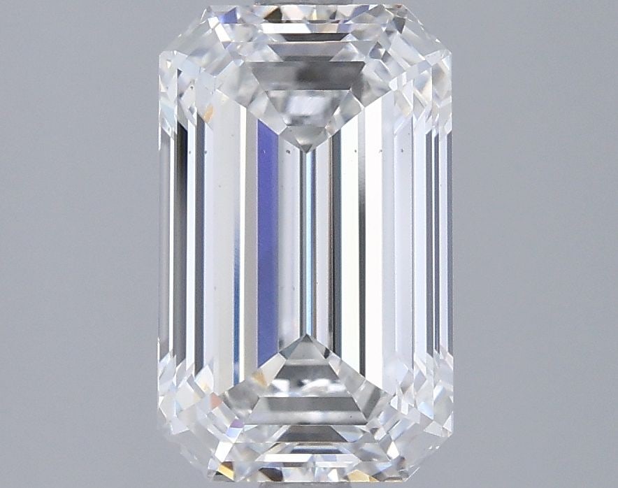 Loose Lab Diamond - IGI Emerald 2.76ct E VS2: Loose Lab Diamond - IGI Emerald 2.76ct E VS2 This listing features Loose Lab Diamond - IGI Emerald 2.76ct E VS2. Item specifics are provided below. Item Specifics: Source: This Is A Real Diamond