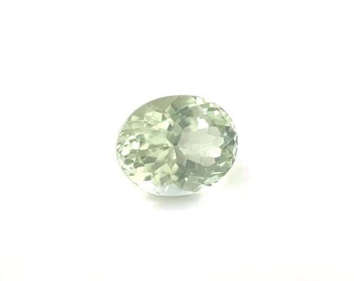 Loose Tourmaline Gemstone - Oval 1.78ct Green SI: Loose Tourmaline Gemstone - Oval 1.78ct Green SI This listing features Loose Tourmaline Gemstone - Oval 1.78ct Green SI. Item specifics are provided below. Item Specifics: Type: Tourmaline Carat: