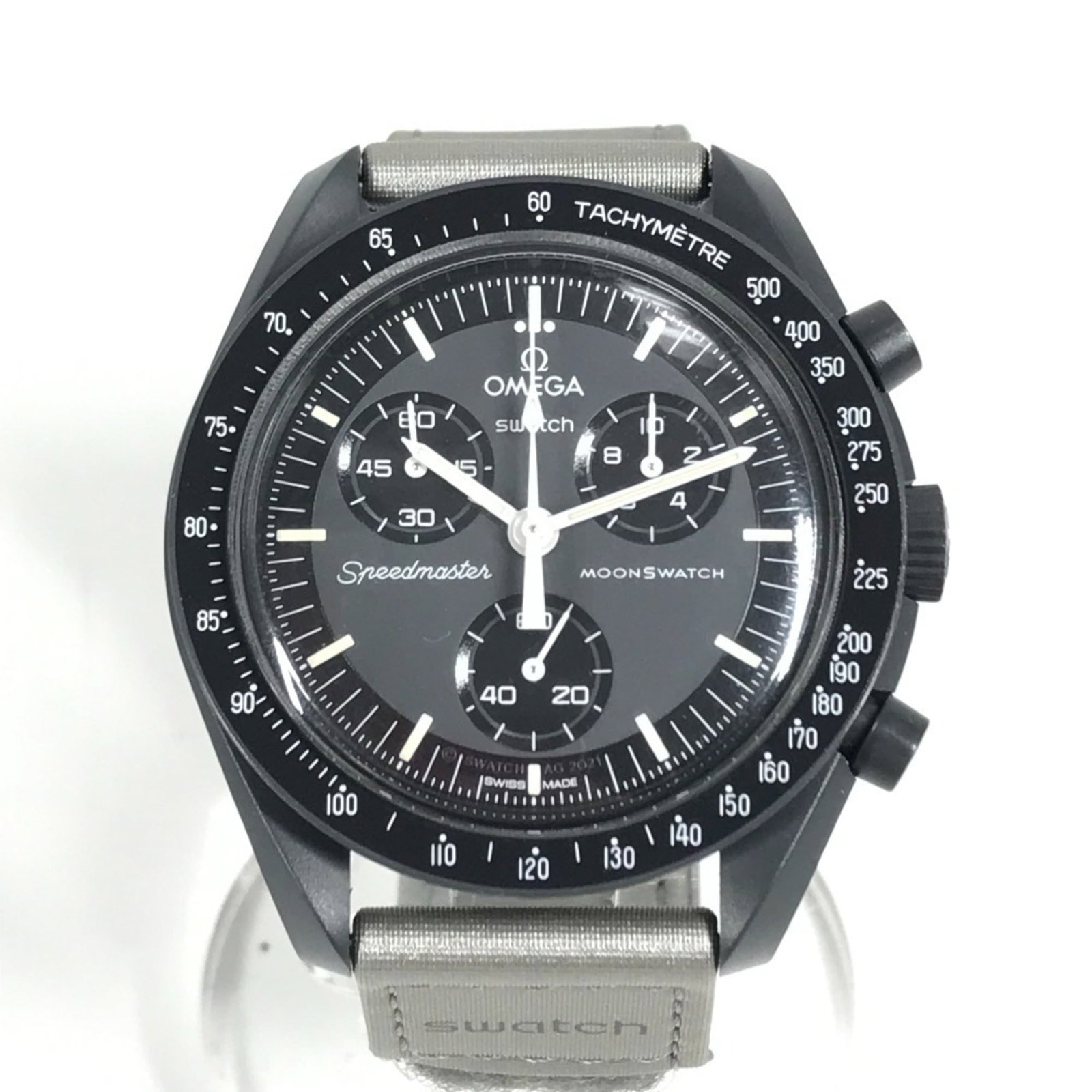 Wristwatch Swatch: Wristwatch Swatch This listing features Wristwatch Swatch. Item specifics are provided below. Item Specifics: Brand: Swatch Type: Wristwatch Gender: Men Material (Case): Ceramic Color (Dial): Gray