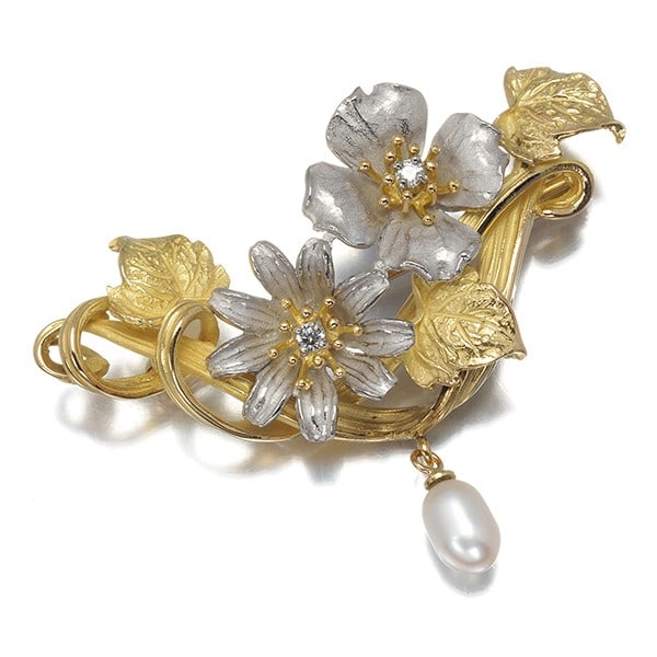 900 As Time Pendant And Brooch Freshwater Pearl Diamond Flower K18/ Pt (1 of 5)