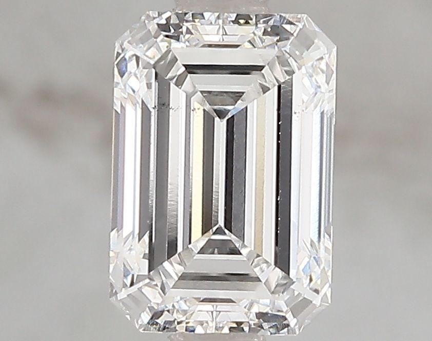 Loose Lab Diamond - IGI Emerald 2.03ct E VS2: Loose Lab Diamond - IGI Emerald 2.03ct E VS2 This listing features Loose Lab Diamond - IGI Emerald 2.03ct E VS2. Item specifics are provided below. Item Specifics: Source: This Is A Real Diamond