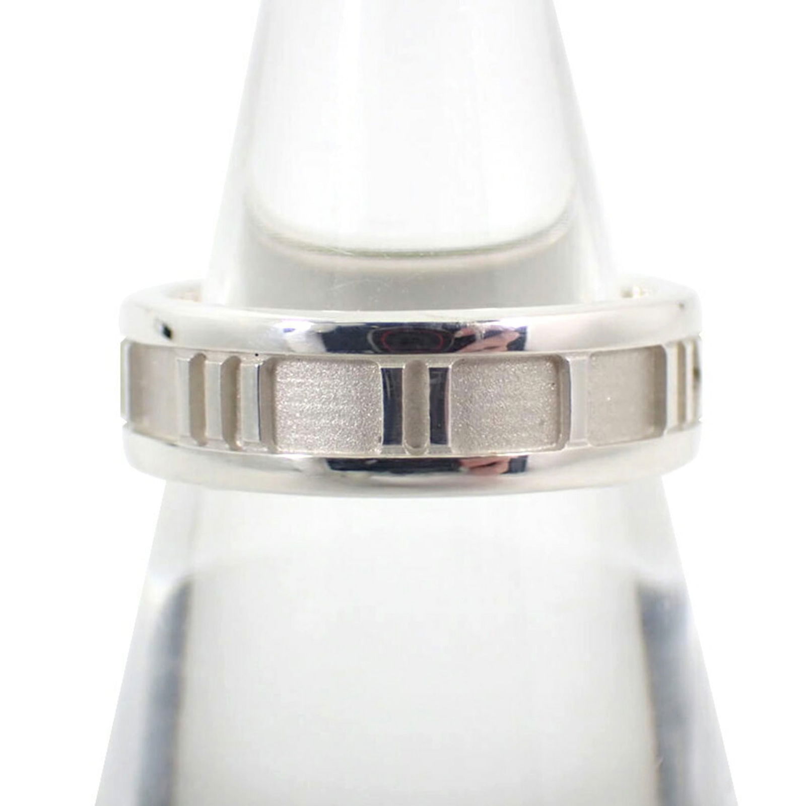 925 Tiffany Band Ring Sterling Silver: 925 Tiffany Band Ring Sterling Silver This listing features 925 Tiffany Band Ring Sterling Silver. Item specifics are provided below. Item Specifics: Brand: Tiffany Type: Band Ring Gender: Women