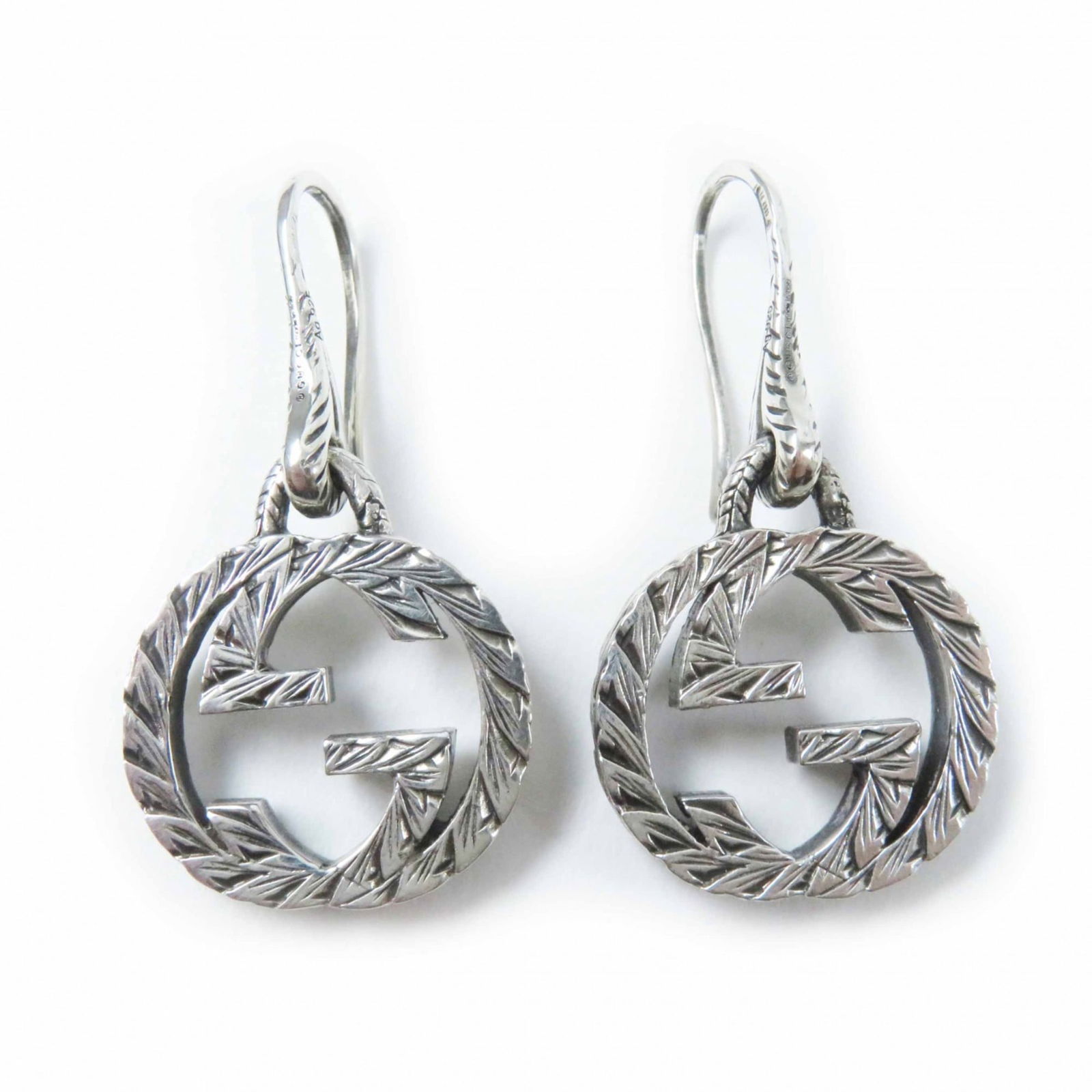 Earrings Gucci Drop: Earrings Gucci Drop This listing features Earrings Gucci Drop. Item specifics are provided below. Item Specifics: Brand: Gucci Type: Drop Earrings Gender: Women Metal: Silver Metal Purity: Silver925 S