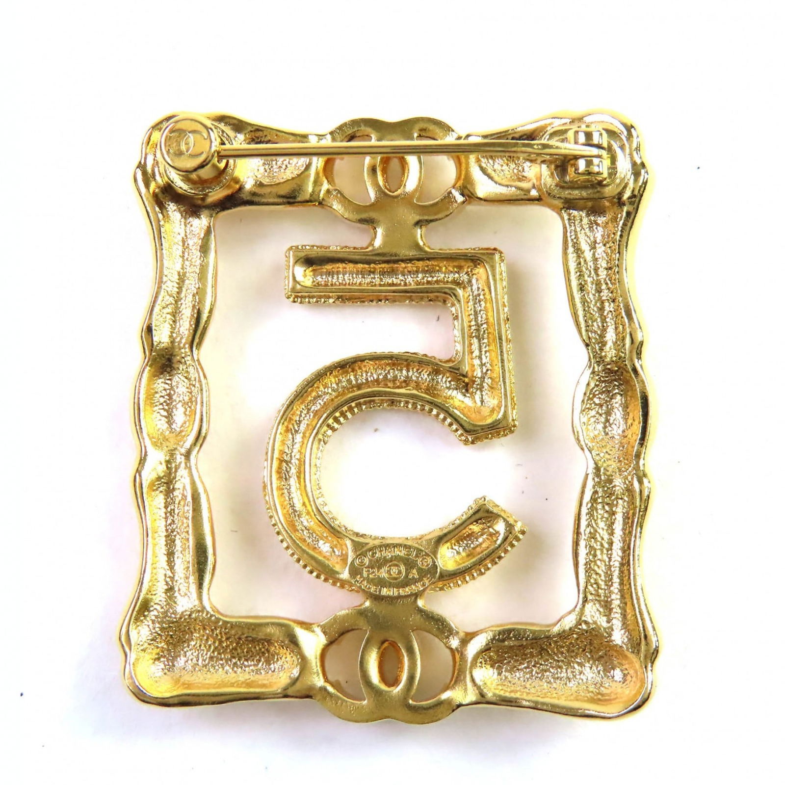 Brooch Chanel - 3