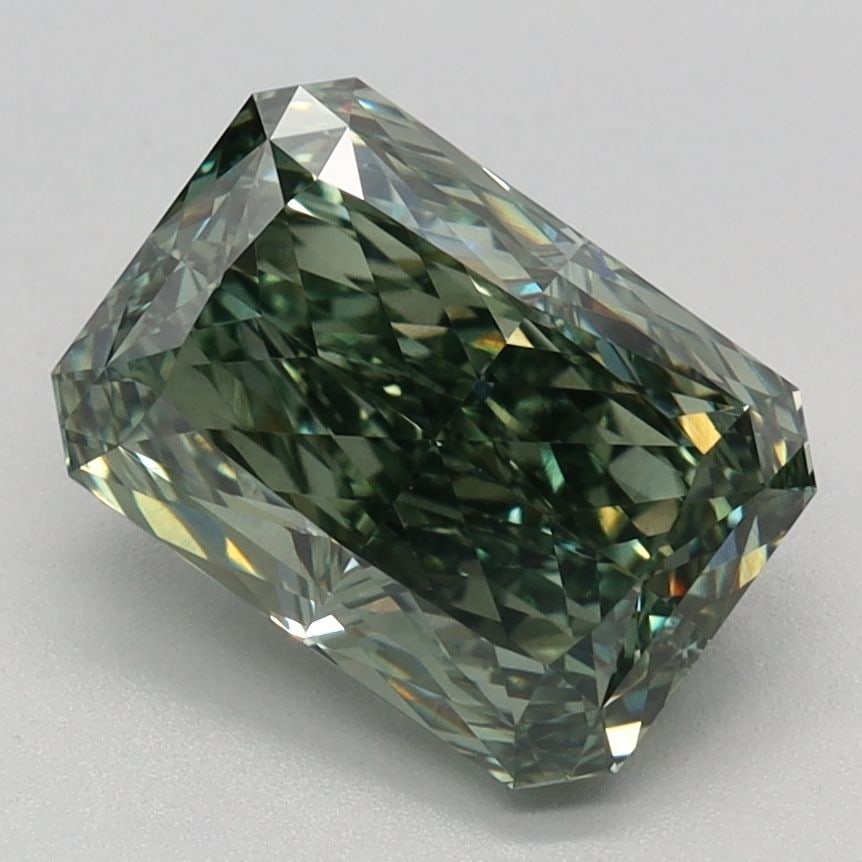 Loose Lab Diamond - IGI Radiant 2.28ct Fancy Vivid Green VVS2: Loose Lab Diamond - IGI Radiant 2.28ct Fancy Vivid Green VVS2 This listing features Loose Lab Diamond - IGI Radiant 2.28ct Fancy Vivid Green VVS2. Item specifics are provided below. Item Specifics: