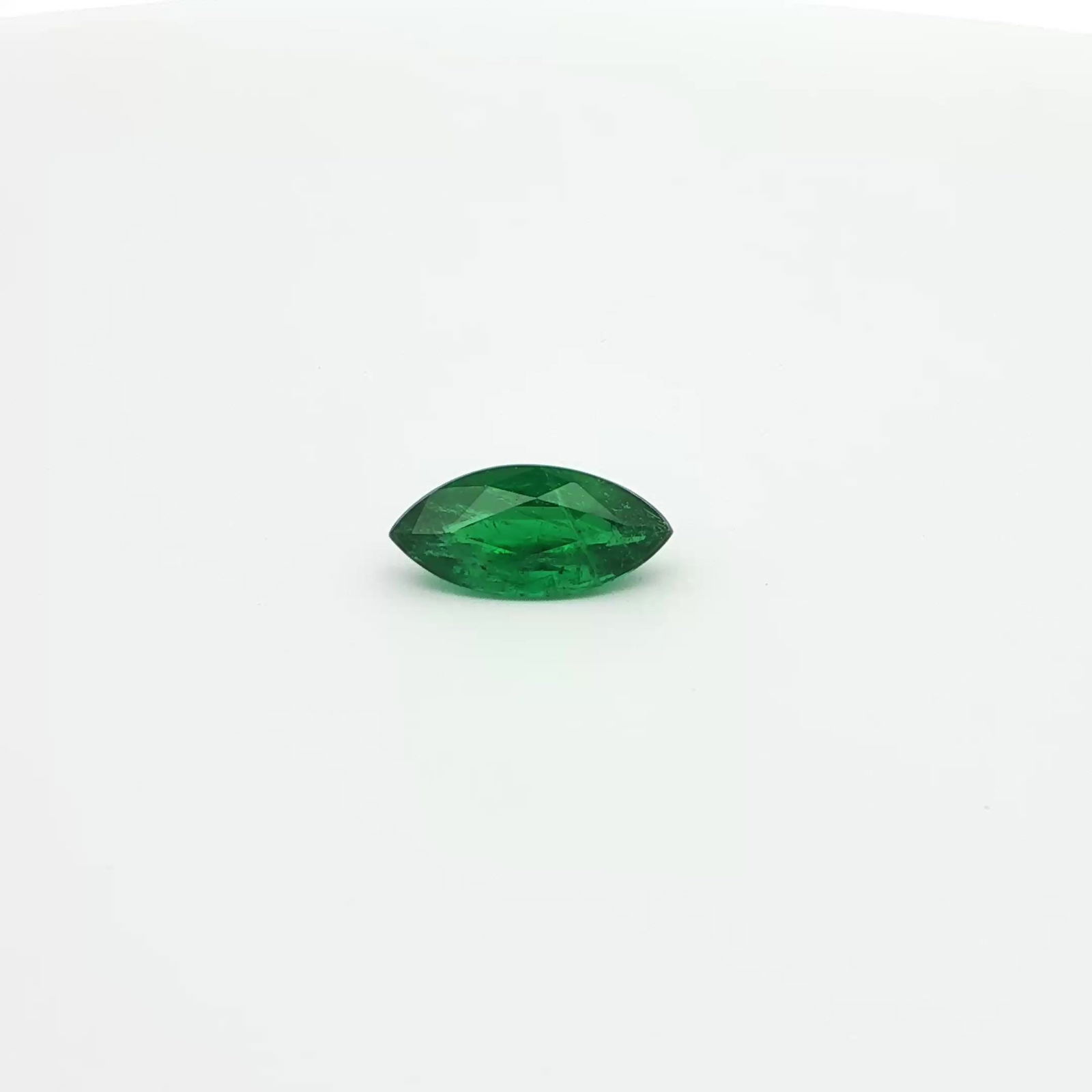 Loose Emerald Gemstone - GSI Marquise 2.37ct Green MI: Loose Emerald Gemstone - GSI Marquise 2.37ct Green MI This listing features Loose Emerald Gemstone - GSI Marquise 2.37ct Green MI. Item specifics are provided below. Item Specifics: Type: Emerald
