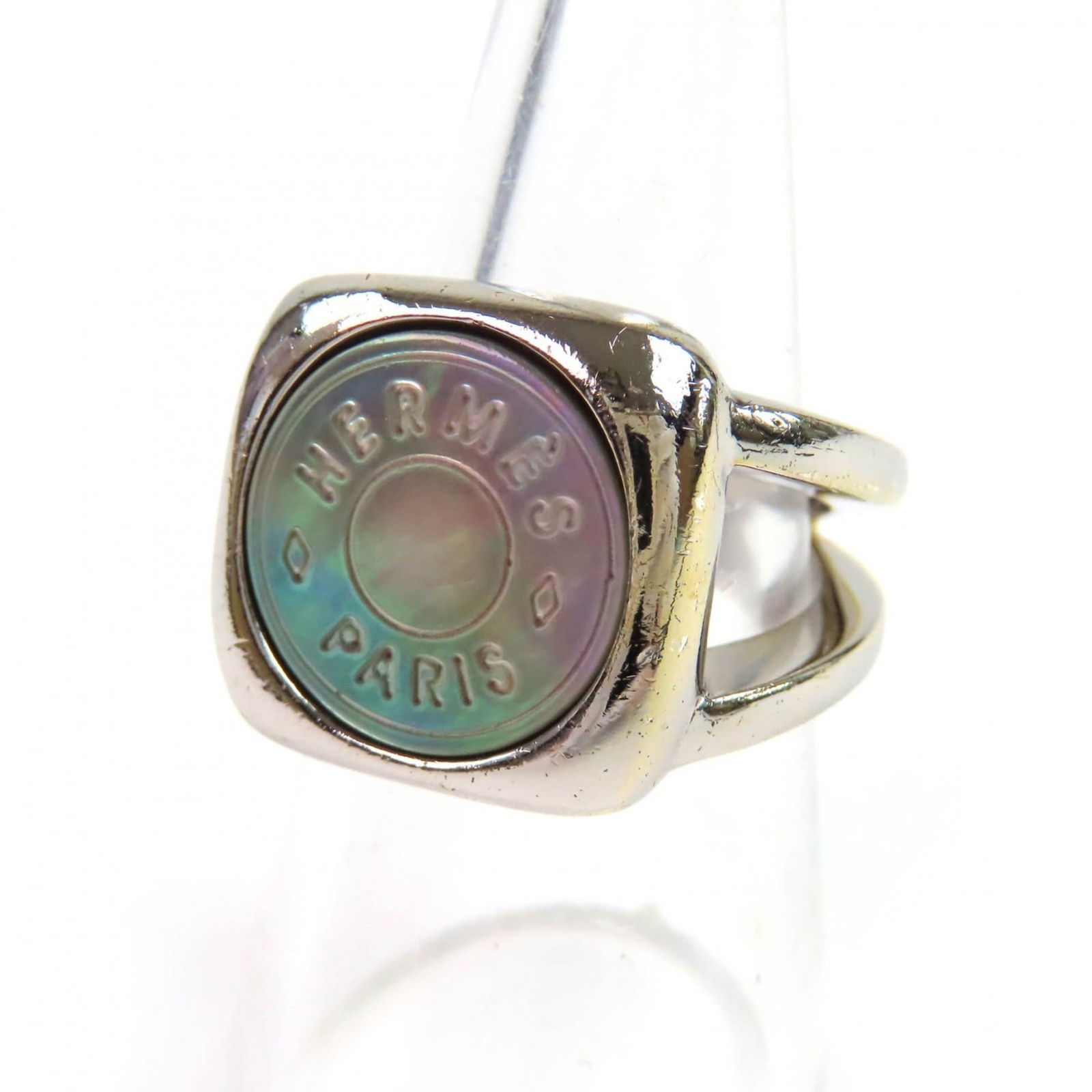 Ring Hermes Band: Ring Hermes Band This listing features Ring Hermes Band. Item specifics are provided below. Item Specifics: Brand: Hermes Type: Band Ring Gender: Women Color: Silver Stone: Shell Brand Size: 55 Us