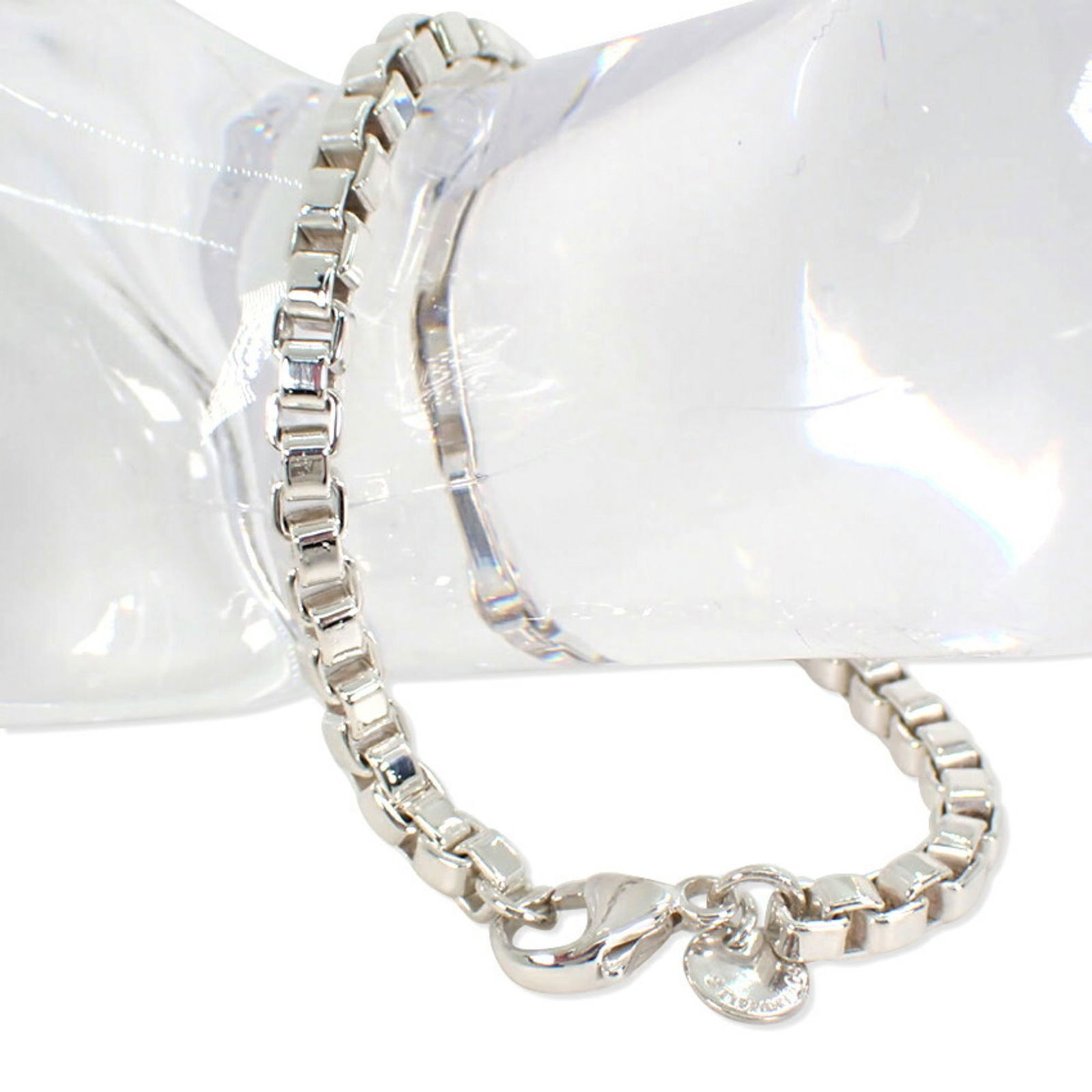 925 Tiffany Charm Bracelet Sterling Silver: 925 Tiffany Charm Bracelet Sterling Silver This listing features 925 Tiffany Charm Bracelet Sterling Silver. Item specifics are provided below. Item Specifics: Brand: Tiffany Type: Charm Bracelet