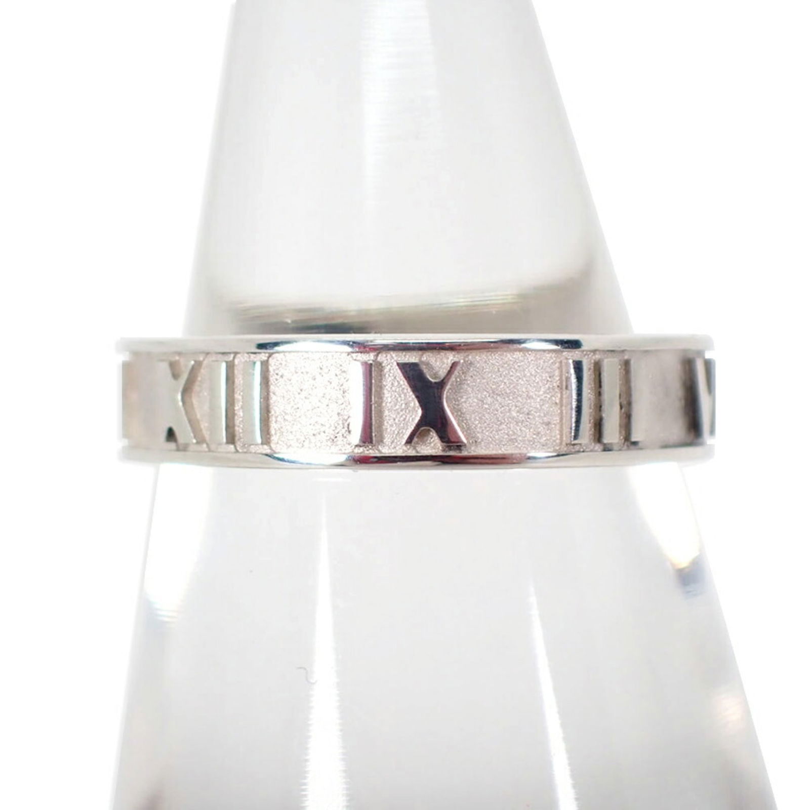 925 Tiffany Band Ring Sterling Silver: 925 Tiffany Band Ring Sterling Silver This listing features 925 Tiffany Band Ring Sterling Silver. Item specifics are provided below. Item Specifics: Brand: Tiffany Type: Band Ring Gender: Women