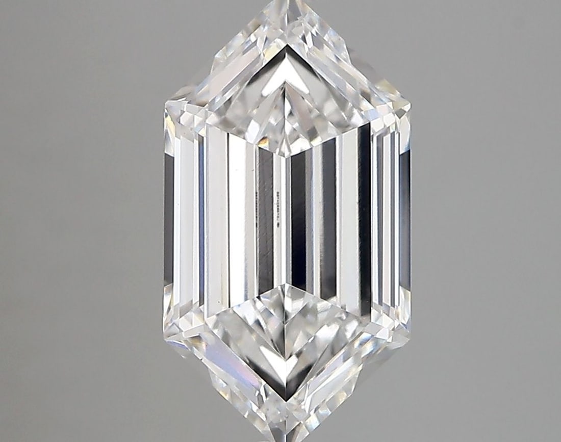 Loose Lab Diamond - IGI Hexagonal 2.81ct E VVS2: Loose Lab Diamond - IGI Hexagonal 2.81ct E VVS2 This listing features Loose Lab Diamond - IGI Hexagonal 2.81ct E VVS2. Item specifics are provided below. Item Specifics: Source: This Is A Real Diamond