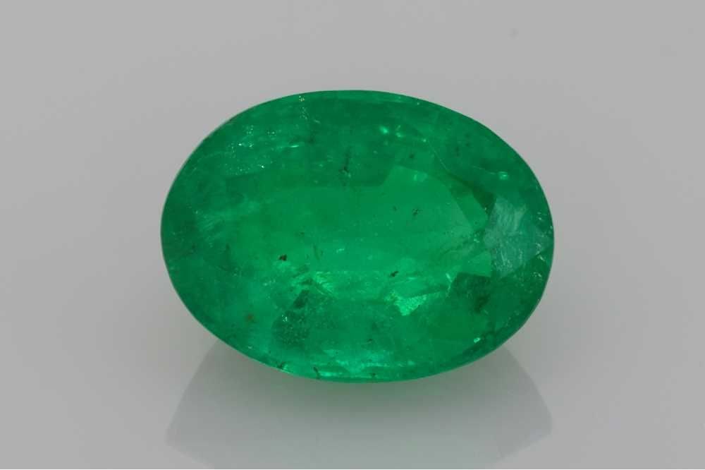 Loose Emerald Gemstone - GIA Oval 4.93ct Green SI (1 of 1)