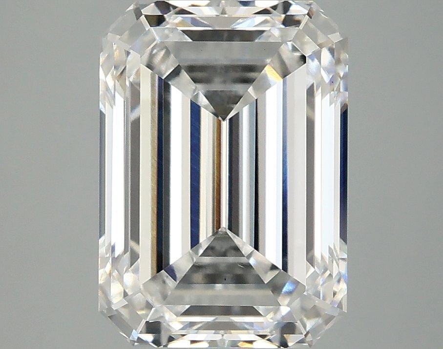 Loose Lab Diamond - IGI Emerald 4.1ct E VS1: Loose Lab Diamond - IGI Emerald 4.1ct E VS1 This listing features Loose Lab Diamond - IGI Emerald 4.1ct E VS1. Item specifics are provided below. Item Specifics: Source: This Is A Real Diamond Grown