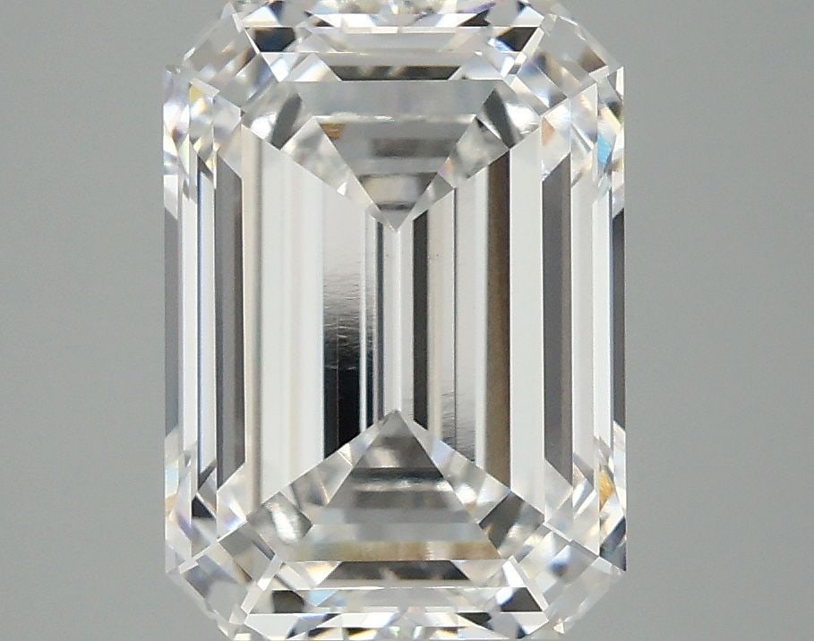 Loose Lab Diamond - IGI Emerald 4.1ct E VS1 (1 of 1)