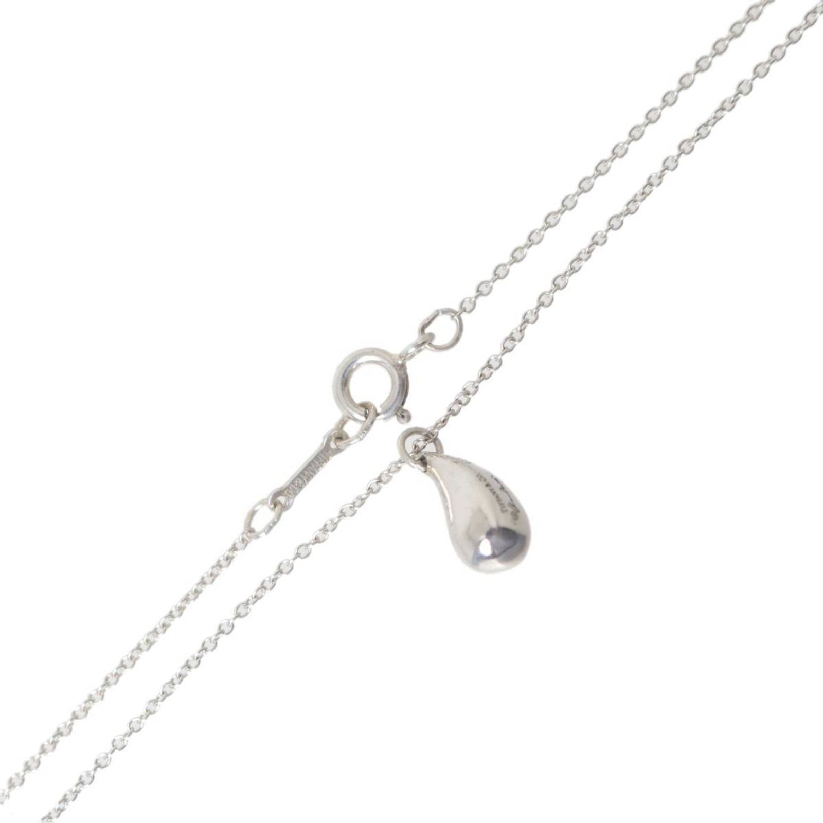 Silver Tiffany & Co. Teardrop Necklace in Sv925 Sterling: Silver Tiffany & Co. Teardrop Necklace in Sv925 Sterling This listing features Silver Tiffany & Co. Teardrop Necklace in Sv925 Sterling. Item specifics are provided below. Item Specifics: Brand: