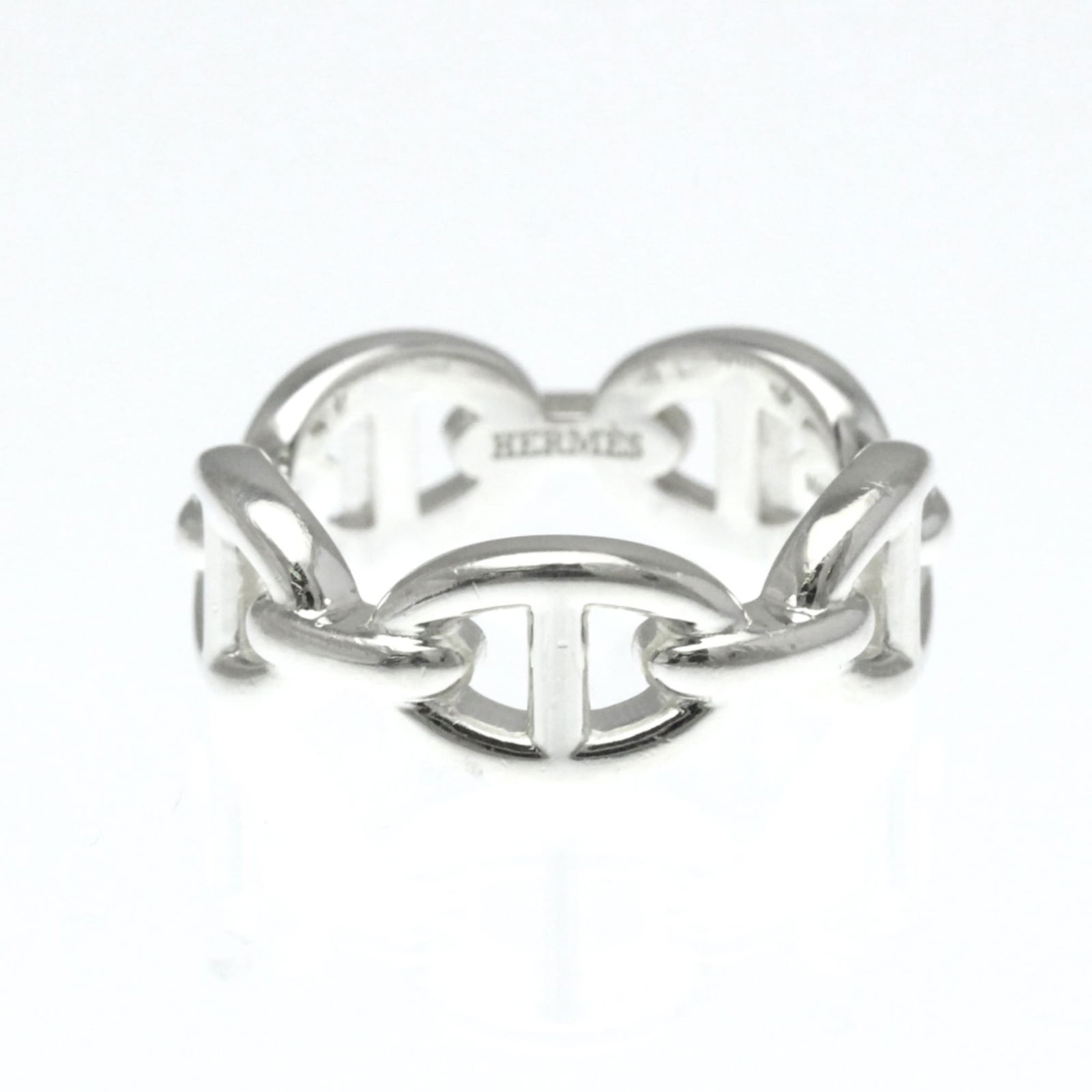 Silver Hermes Band Ring: Silver Hermes Band Ring This listing features Silver Hermes Band Ring. Item specifics are provided below. Item Specifics: Brand: Hermes Type: Band Ring Style: Fashion Gender: Women,Men Color: Silver M