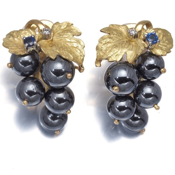 900 As Time Earrings Hematite Sapphire Diamond Flora Grapes 18K Yg/ Pt: 900 As Time Earrings Hematite Sapphire Diamond Flora Grapes 18K Yg/ Pt This listing features 900 As Time Earrings Hematite Sapphire Diamond Flora Grapes 18K Yg/ Pt. Item specifics are provided below.
