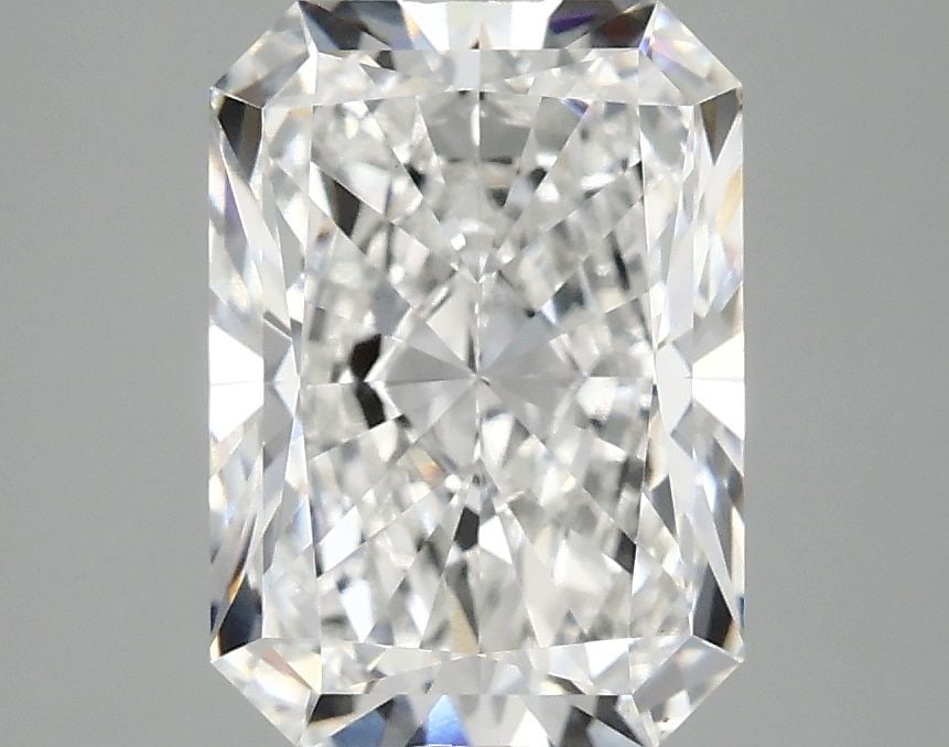 Loose Lab Diamond - IGI Radiant 3.07ct E VS1: Loose Lab Diamond - IGI Radiant 3.07ct E VS1 This listing features Loose Lab Diamond - IGI Radiant 3.07ct E VS1. Item specifics are provided below. Item Specifics: Source: This Is A Real Diamond
